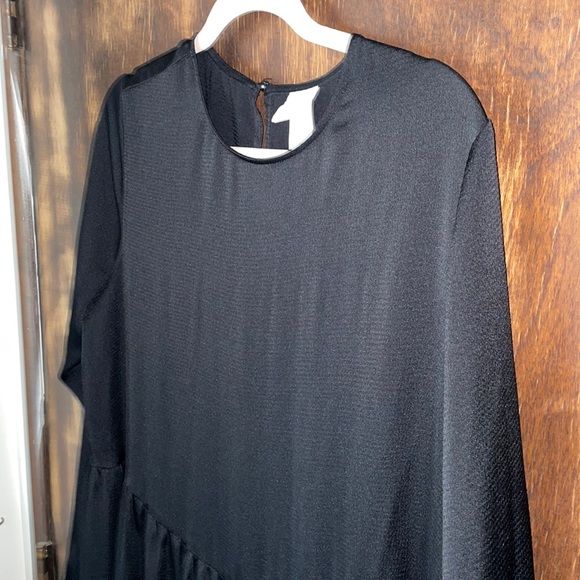 H&M black maxi dress -SOLD - Picture 2 of 6